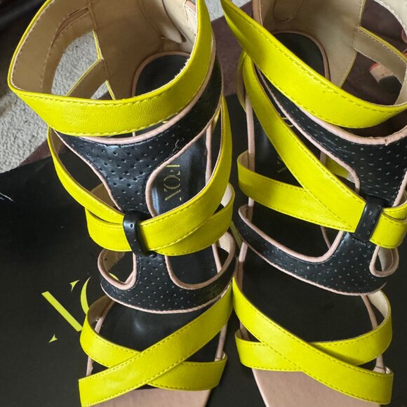 Paper Fox Caprice Sandal - Picture 4 of 6